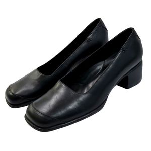 Steps by Hush Puppies black 9